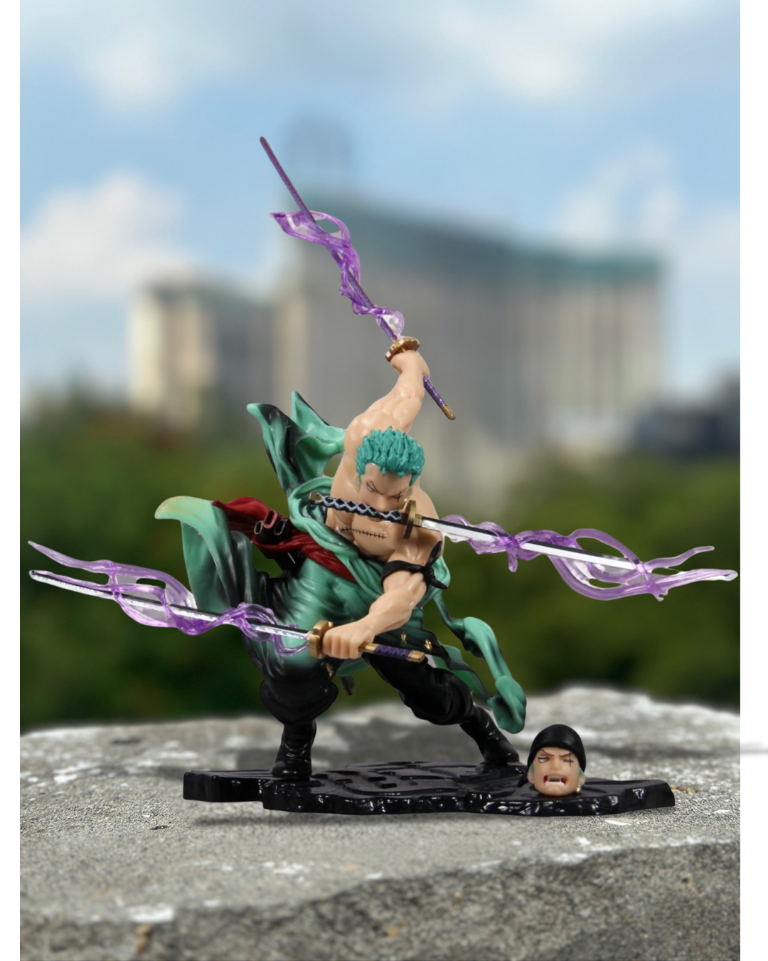 Roronoa Zoro – Three Sword Style Figure