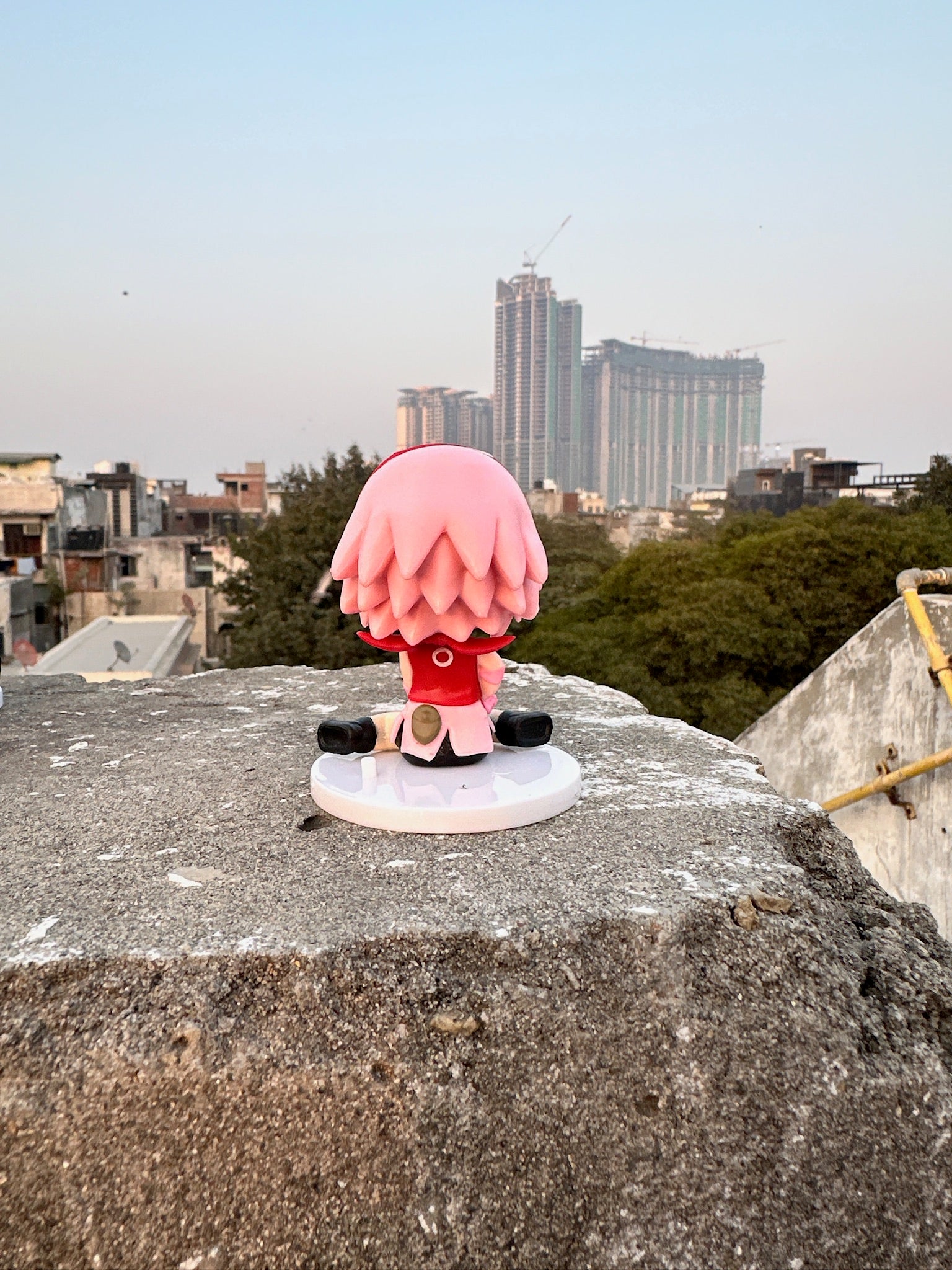 Pink Ninja (Sakura)Mini Figurine – Cute Anime Chibi Collectible (Sitting Pose)