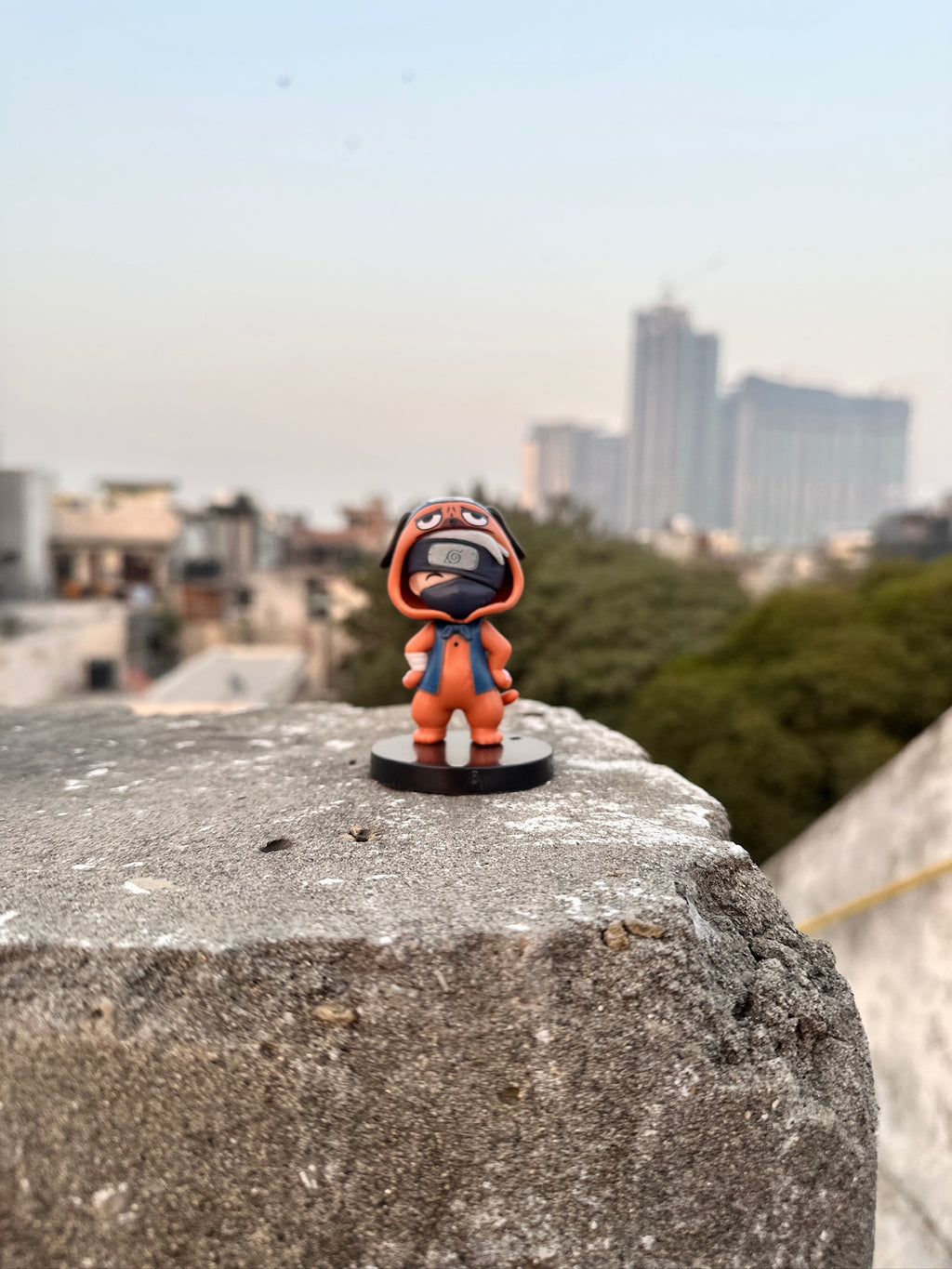 Masked Ninja (Kakashi)Chibi Figurine – Nin-Dog Onesie Edition | Mini Anime Collectible