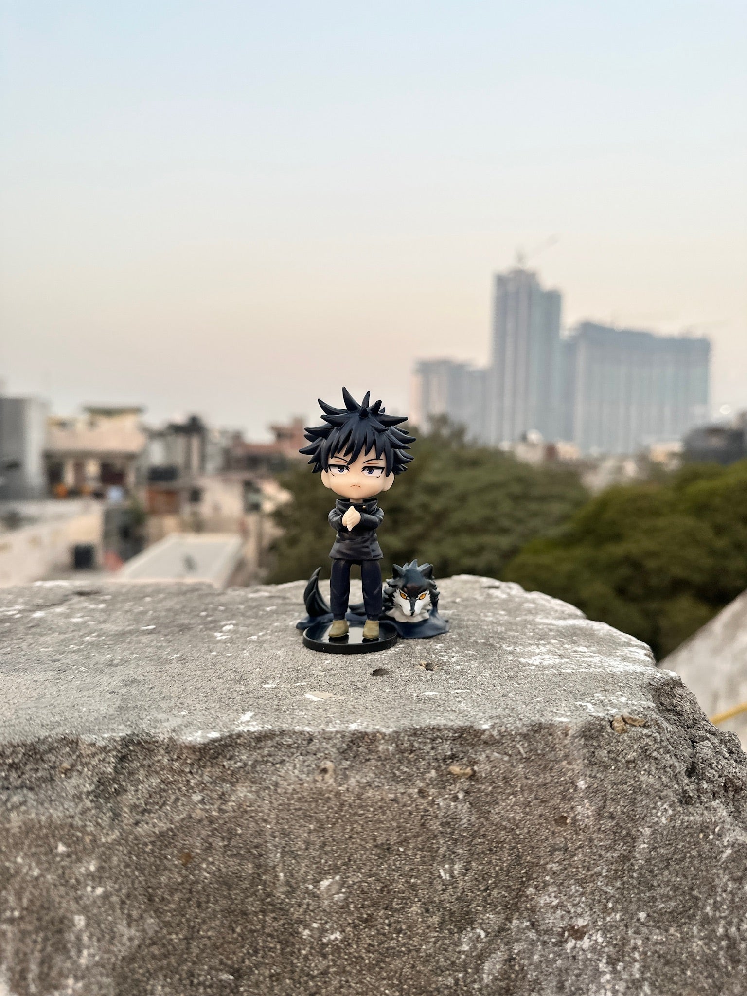 Shadow Wolf Chibi (Megumi)Anime Figurine – Mini Collectible with Spirit Wolf | Desk & Car Dashboard Decor