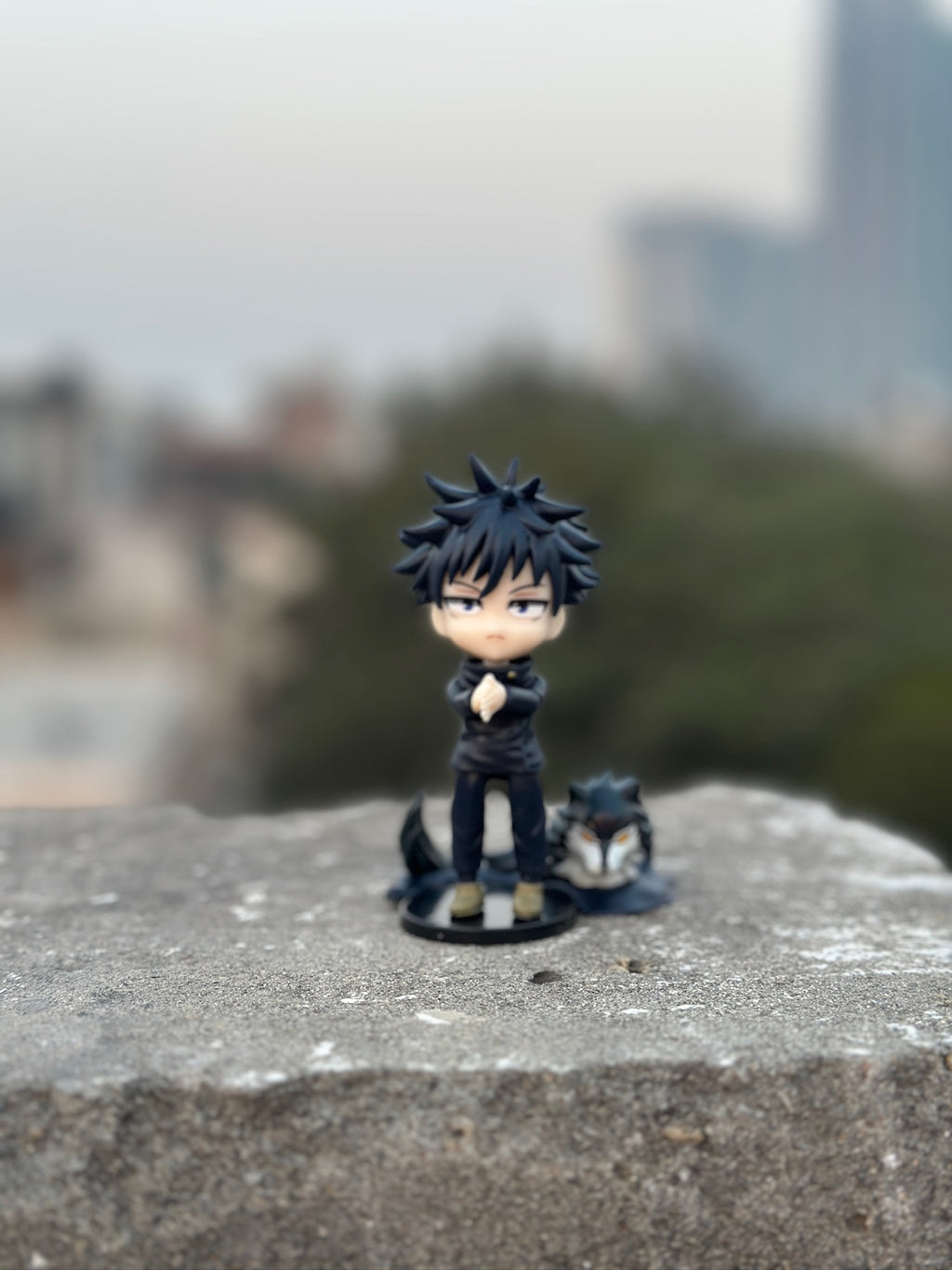 Shadow Wolf Chibi (Megumi)Anime Figurine – Mini Collectible with Spirit Wolf | Desk & Car Dashboard Decor