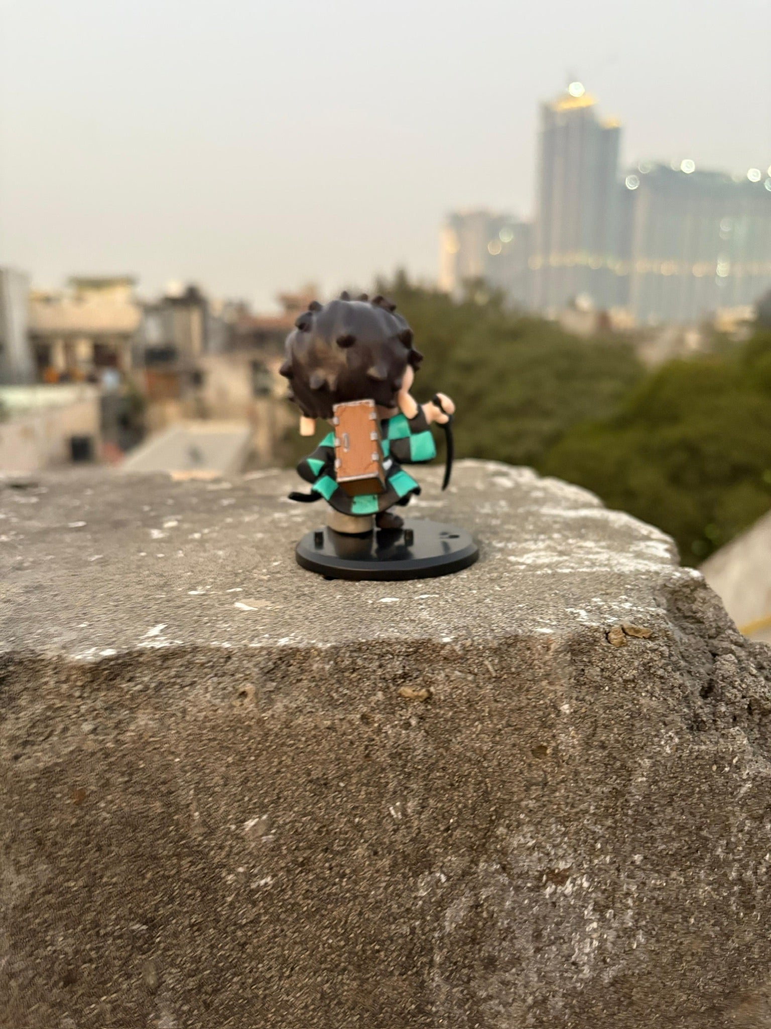 🌊 Tanjiro Kamado Mini Figure – Demon Slayer Collectible