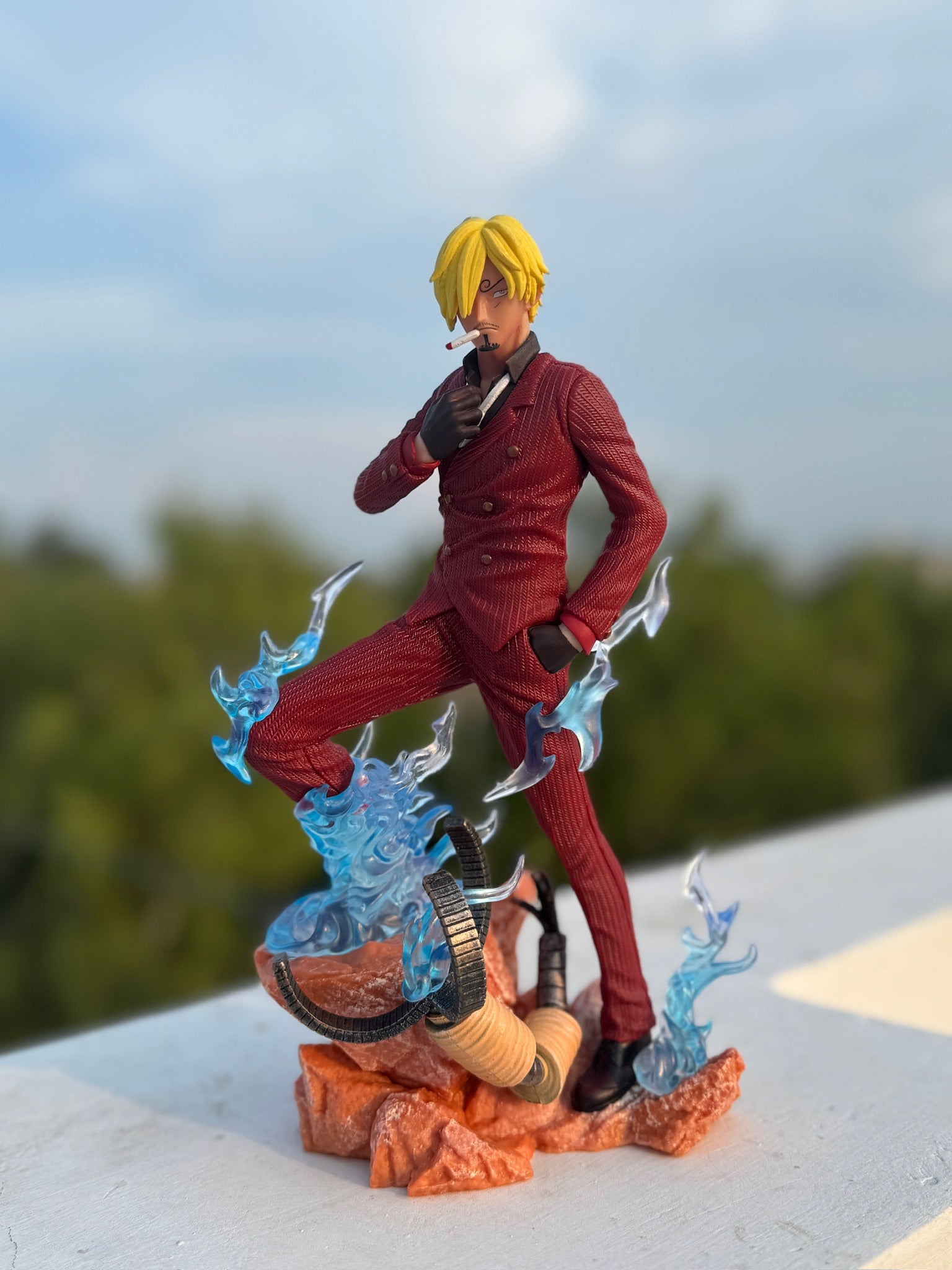 Sanji 25cm Figurine – Diable Jambe Red Suit Edition