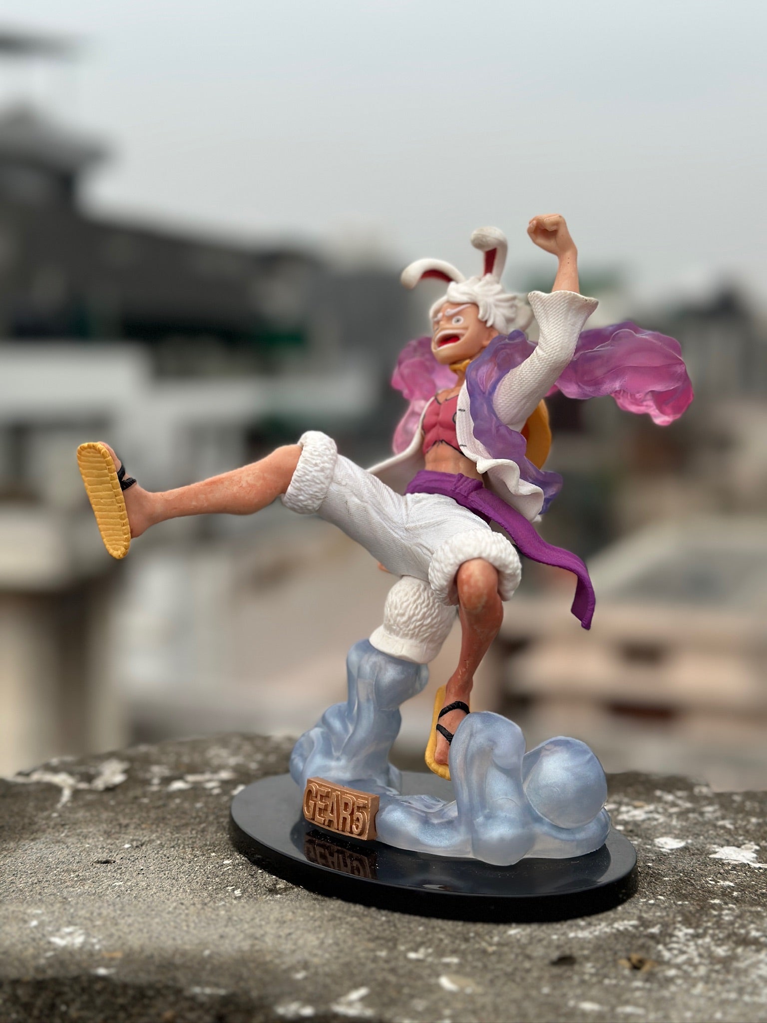 Luffy Gear 5 Figurine (20CM)