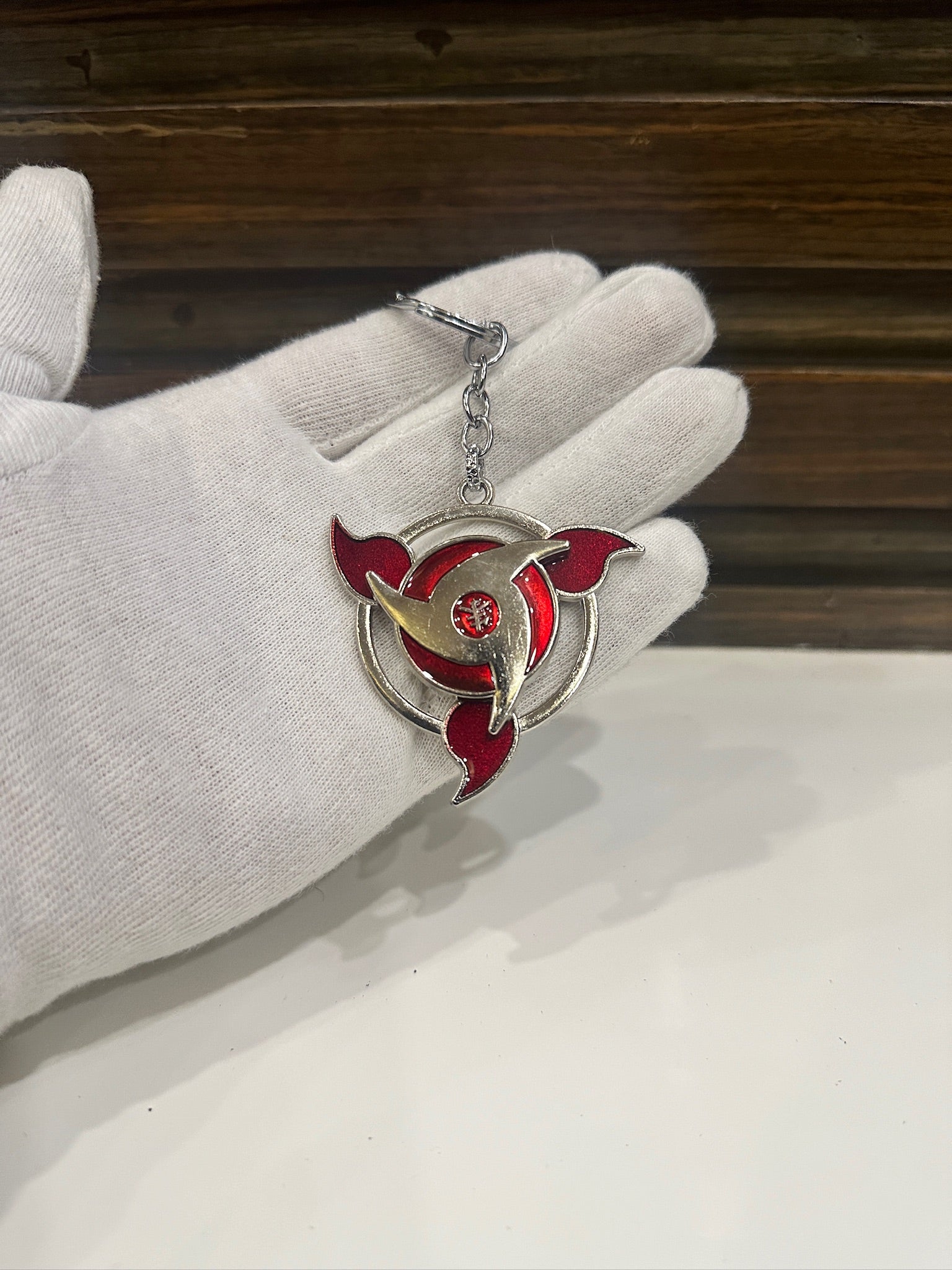 Itachi Mangekyō Sharingan Spinner Keychain