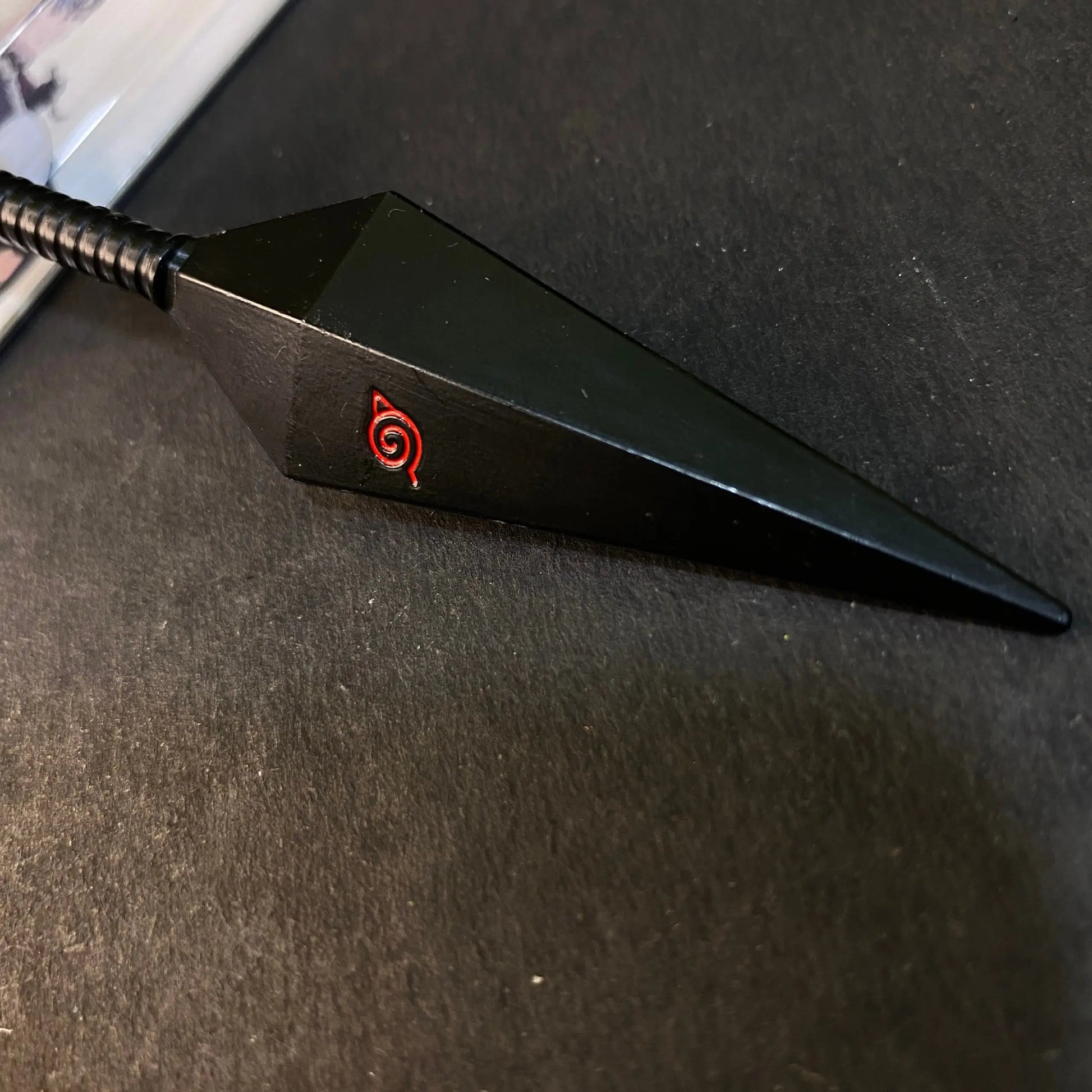 Naruto Double-Sided Metal Kunai – 15cm