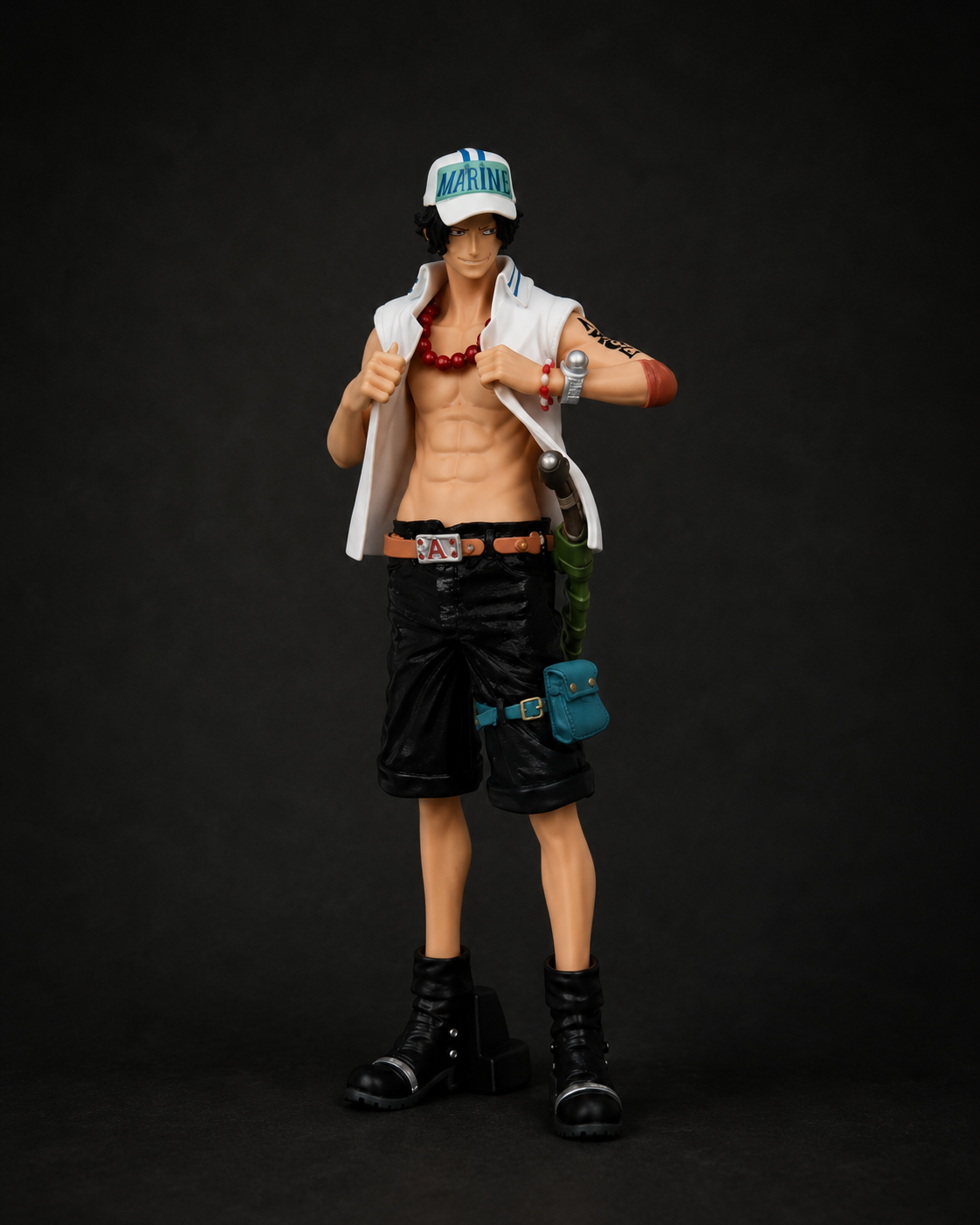 Premium 26cm One Piece Portgas D. Ace anime figure with anime-accurate sculpt, detailed accessories, and high-quality PVC construction for collectors and anime display shelves.